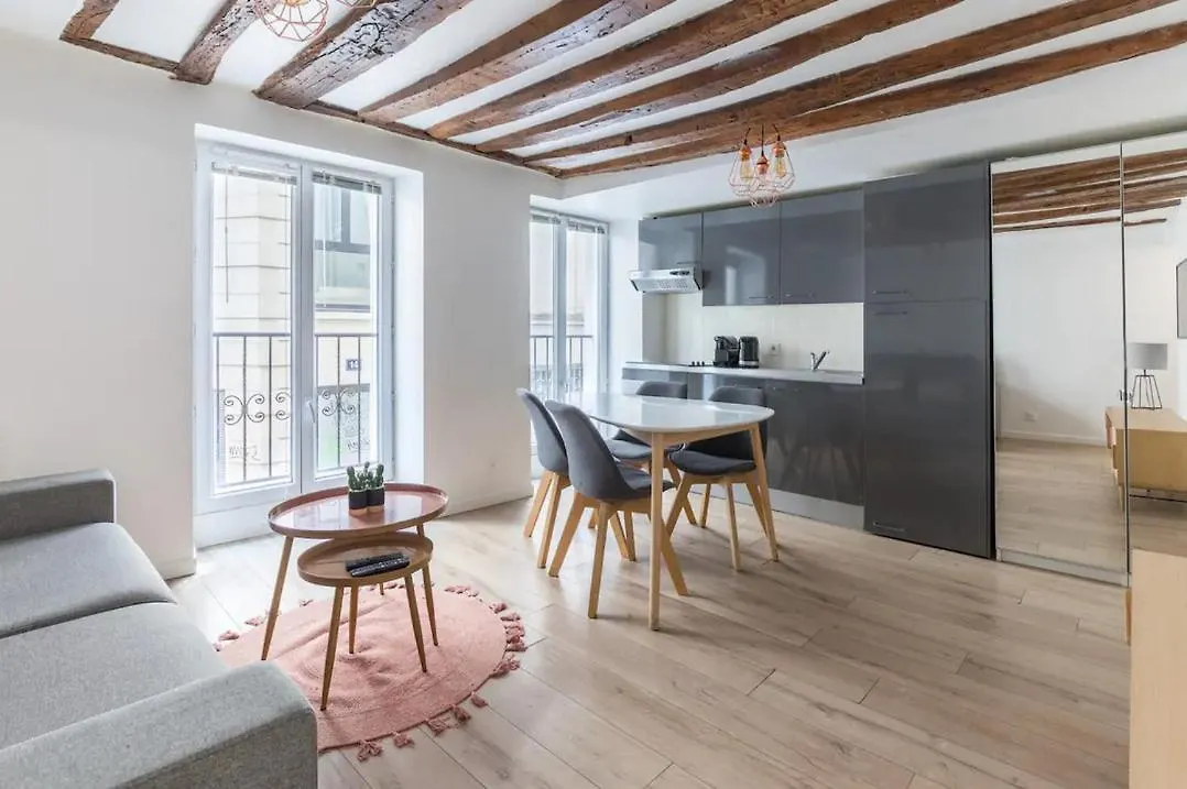 Home Suite Home Grands Boulevards 11 Paris France